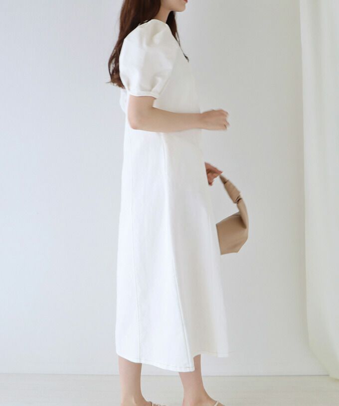 日本 BLUE EAST - 丹寧風顯瘦剪裁泡泡短袖洋裝-白