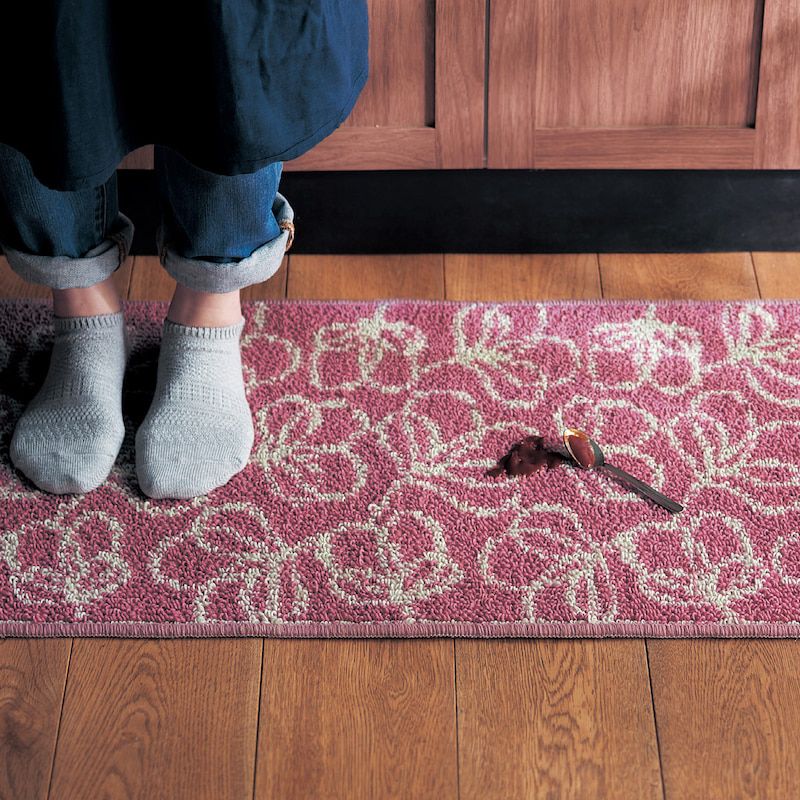 日本千趣會 - 北歐風 長條形腳踏墊(廚房/臥室)-龜背芋-灰黑