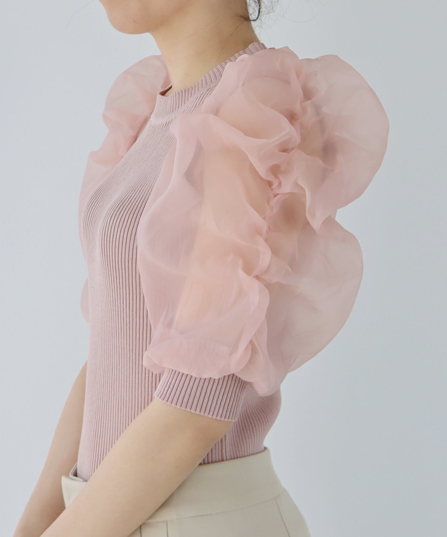 日本 BLUE EAST - 夢幻薄紗拼接五分袖上衣-黑x黑