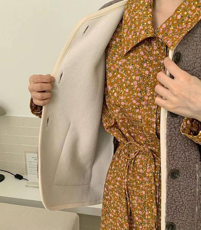 韓國 LANDING - 韓國製羊羔絨口袋背心-象牙白 (FREE)