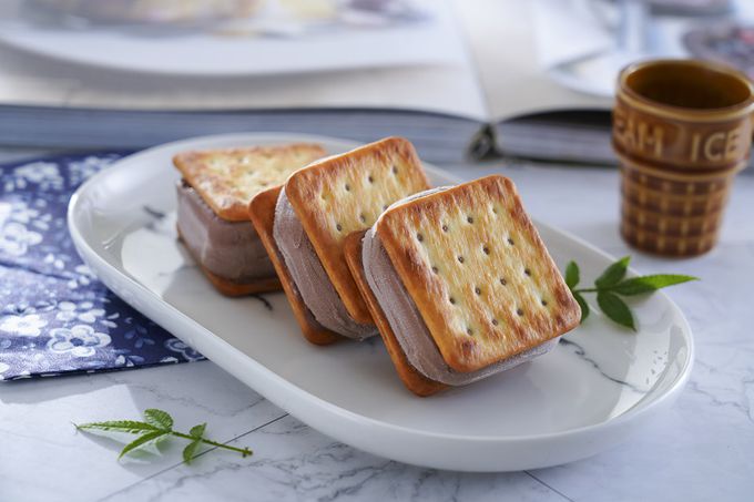 小泉芳子 - 冰餅雙享組-巧克力+花生 (共16個)-8入/盒