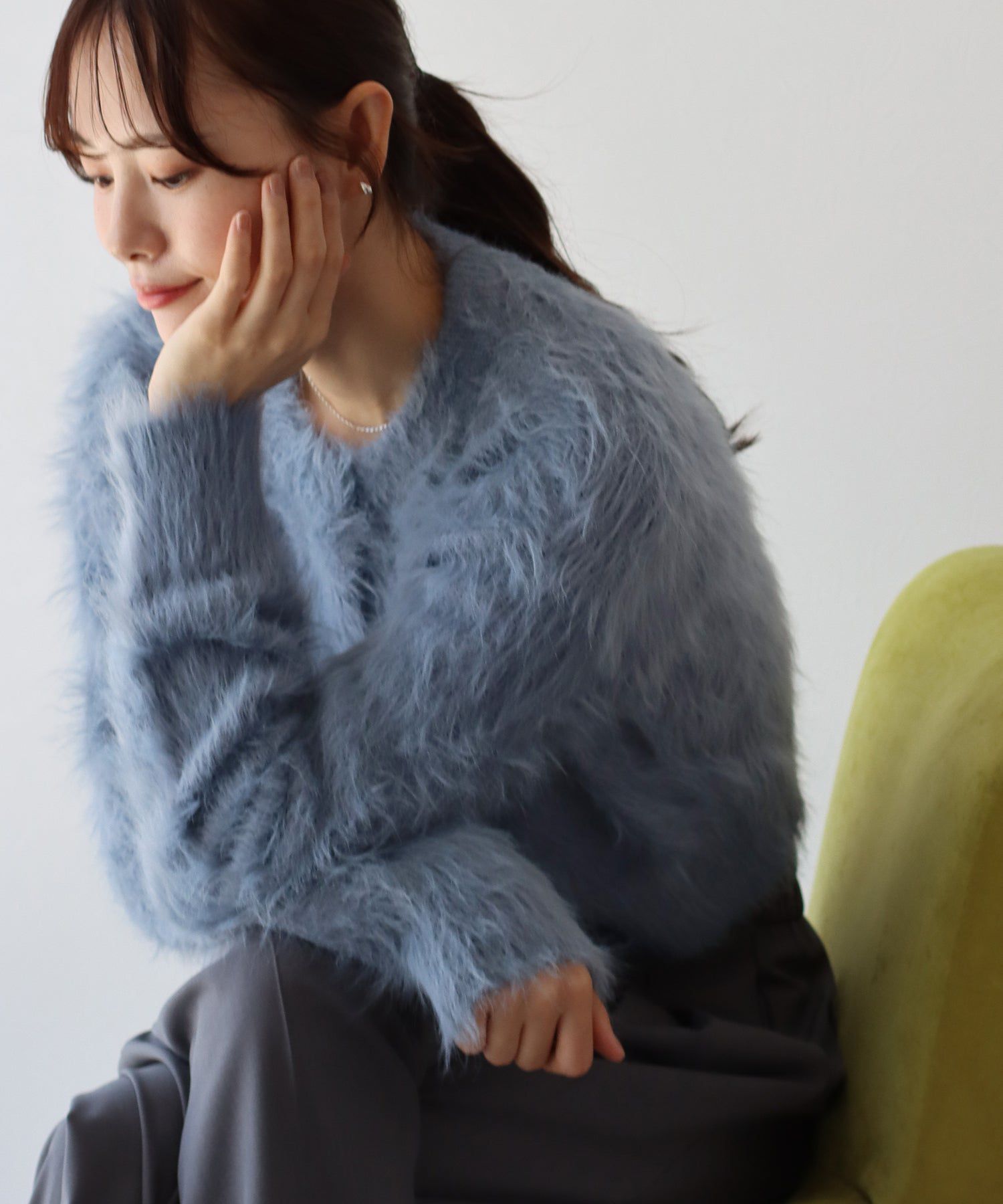 日本 BLUE EAST - 時尚毛絨感長袖外套-深灰