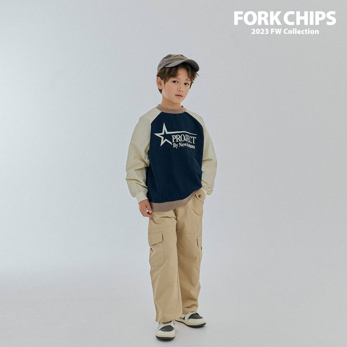 韓國 FORK CHIPS - 刺繡文字拼色長袖大學T-深藍