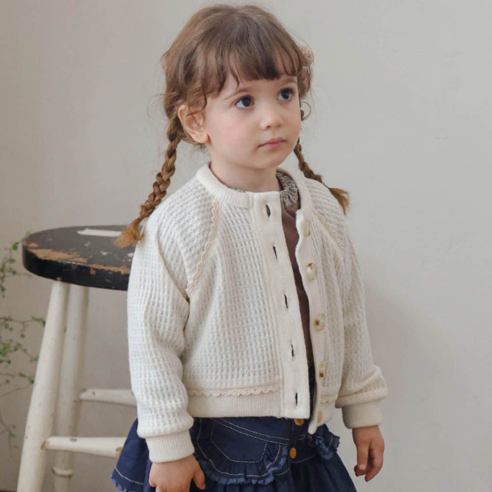 Puellaflo 大鈕扣鬆餅格混羊毛針織外套-米白