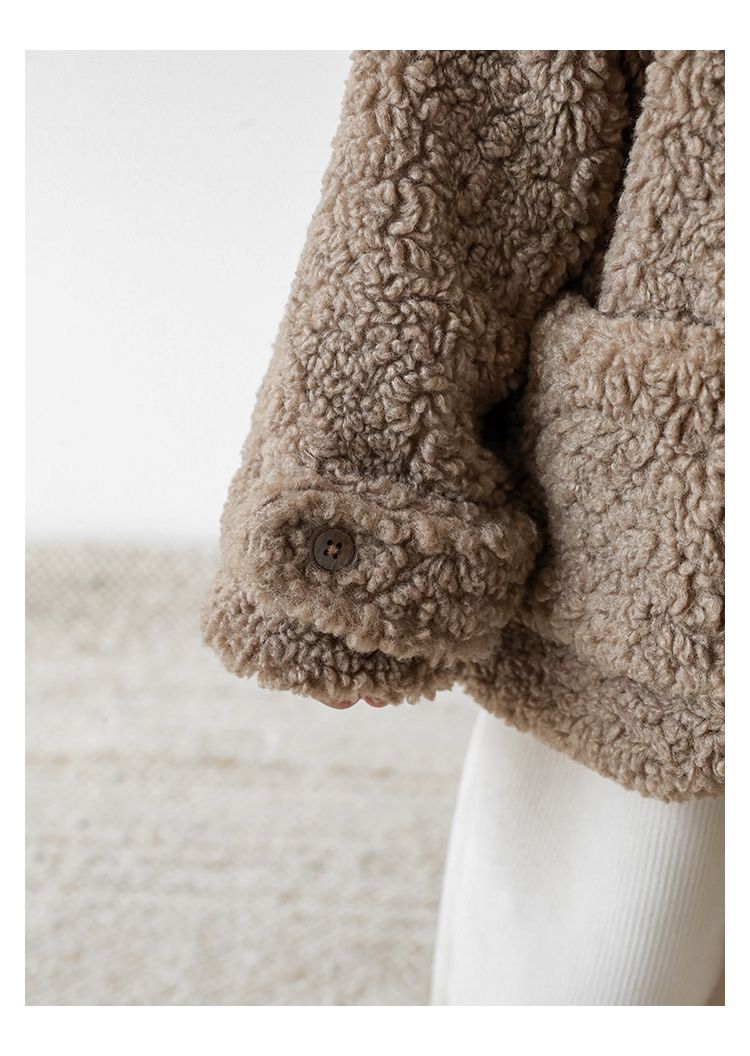 TONGMO - 立體造型羊羔絨牛角釦連帽外套-熊耳朵-米色