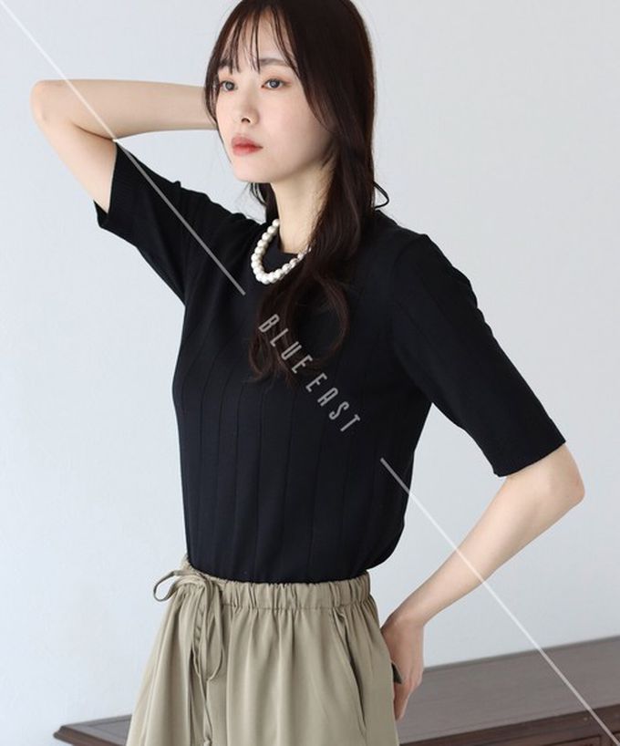 日本 BLUE EAST - 羅紋彈性薄針織五分袖上衣-水藍