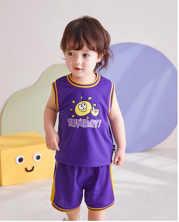 網眼運動風寬寬短褲-英文字母A-白色