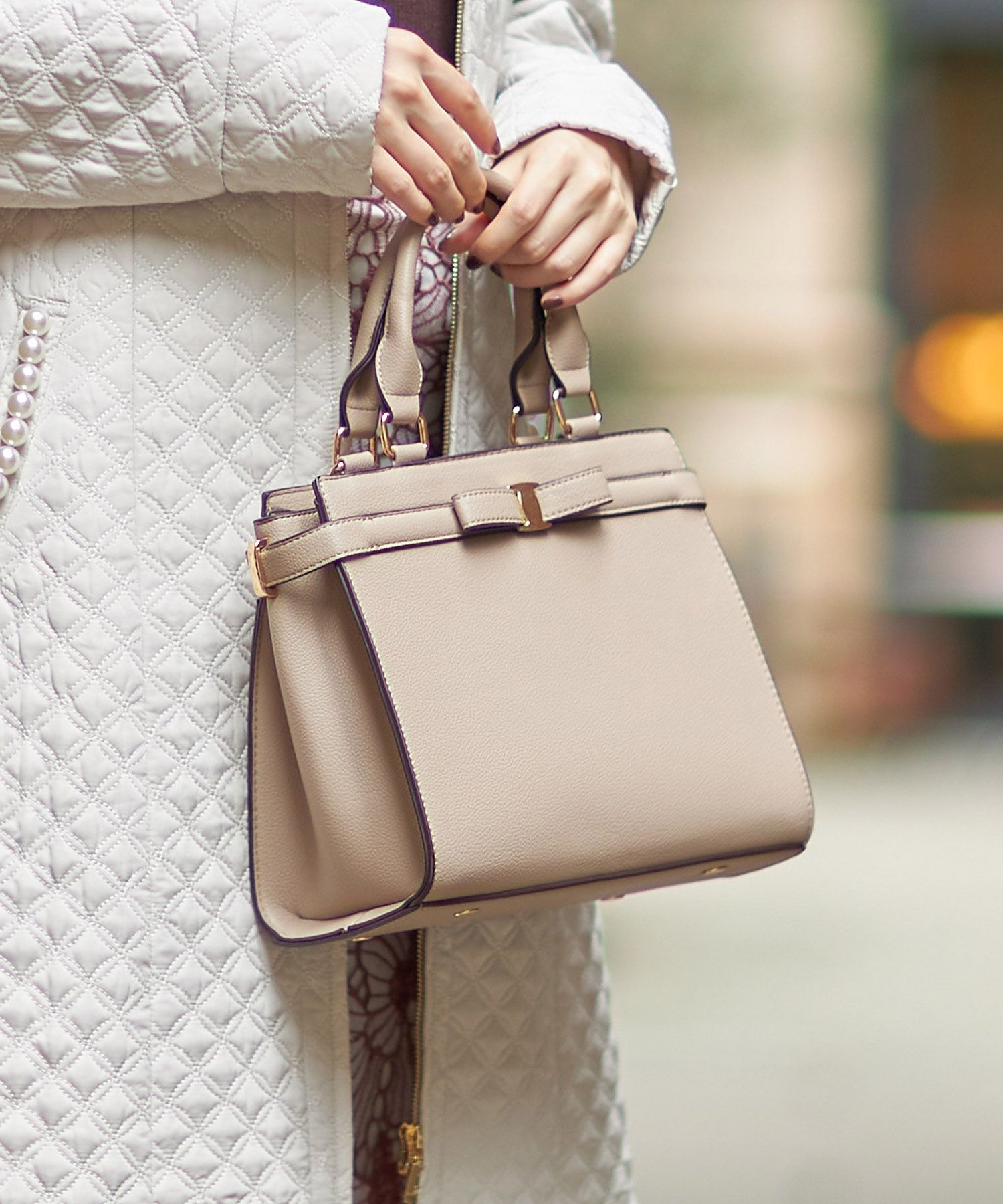 日本 tocco-closet - 蝴蝶結金釦手提包/側背包-氣質杏