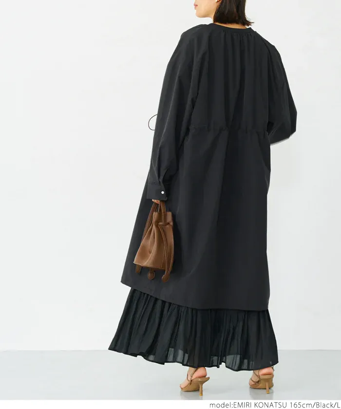 日本 COCA - 早春圓領抽繩收腰長版風衣-軍綠