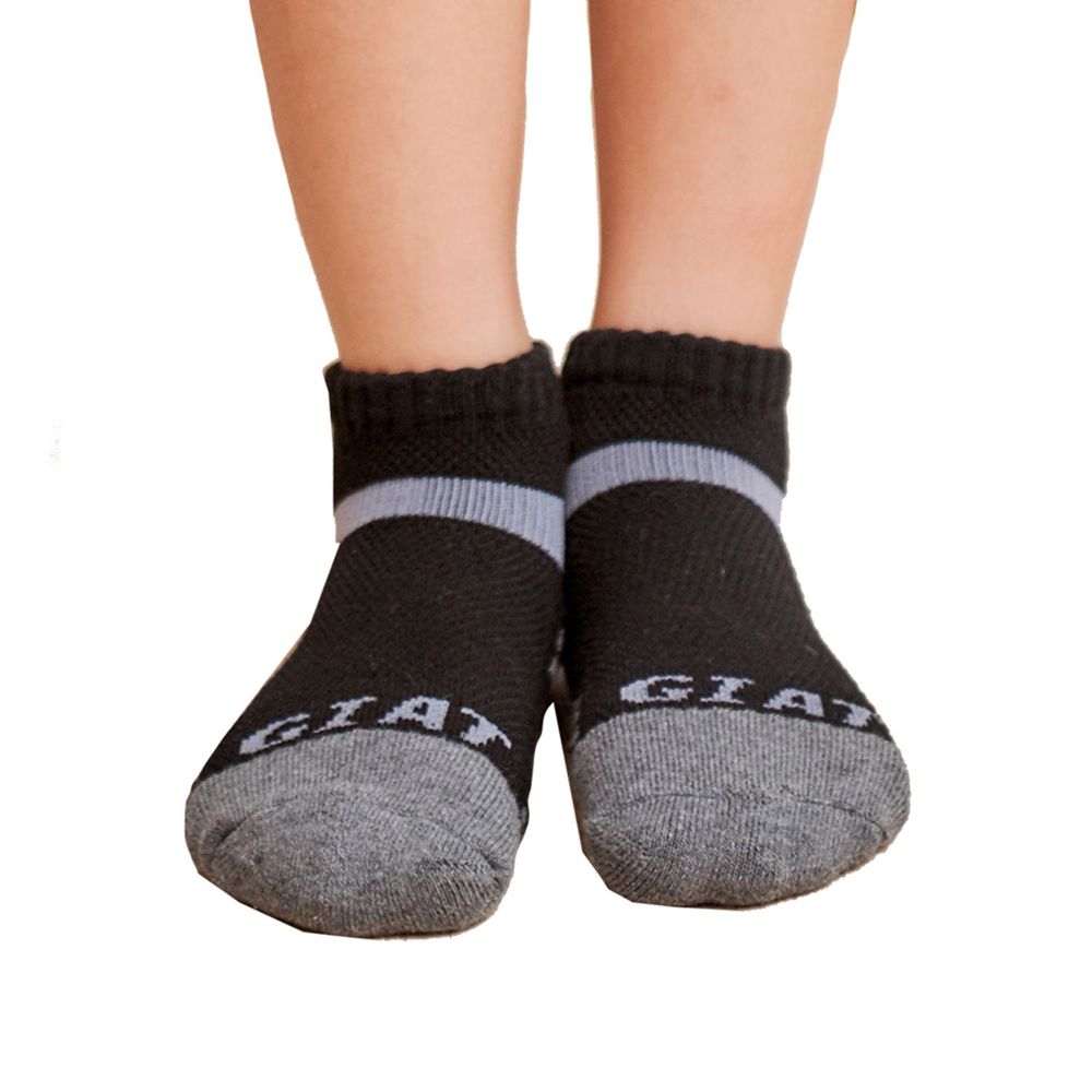 GIAT - 類繃機能萊卡運動襪-兒童款-黑灰