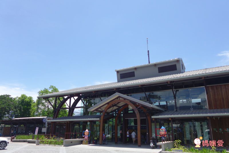 台東池上日暉國際渡假村｜頂級 Airstream 露營車