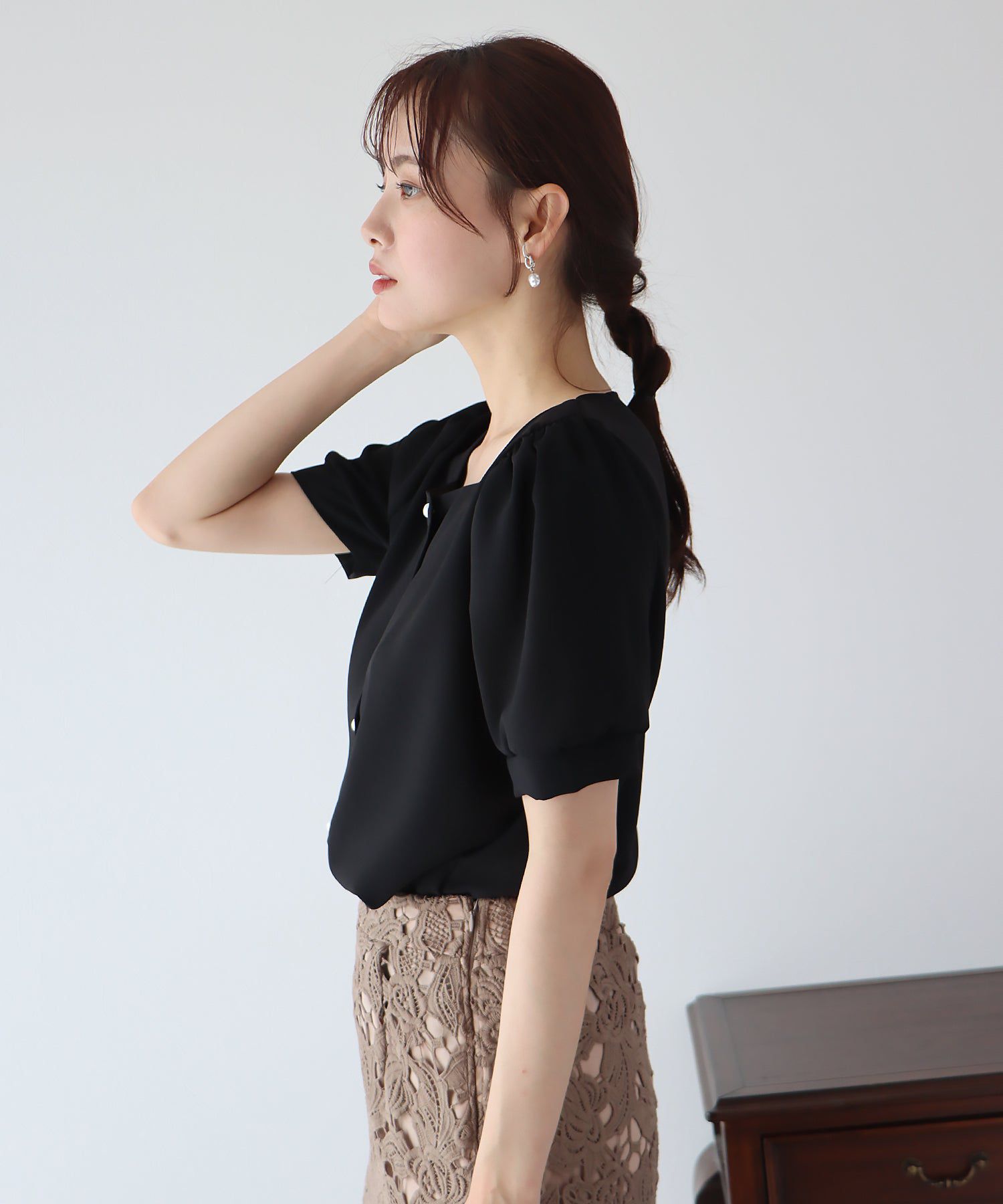 日本 BLUE EAST - 法式方領短袖珍珠釦襯衫-水藍