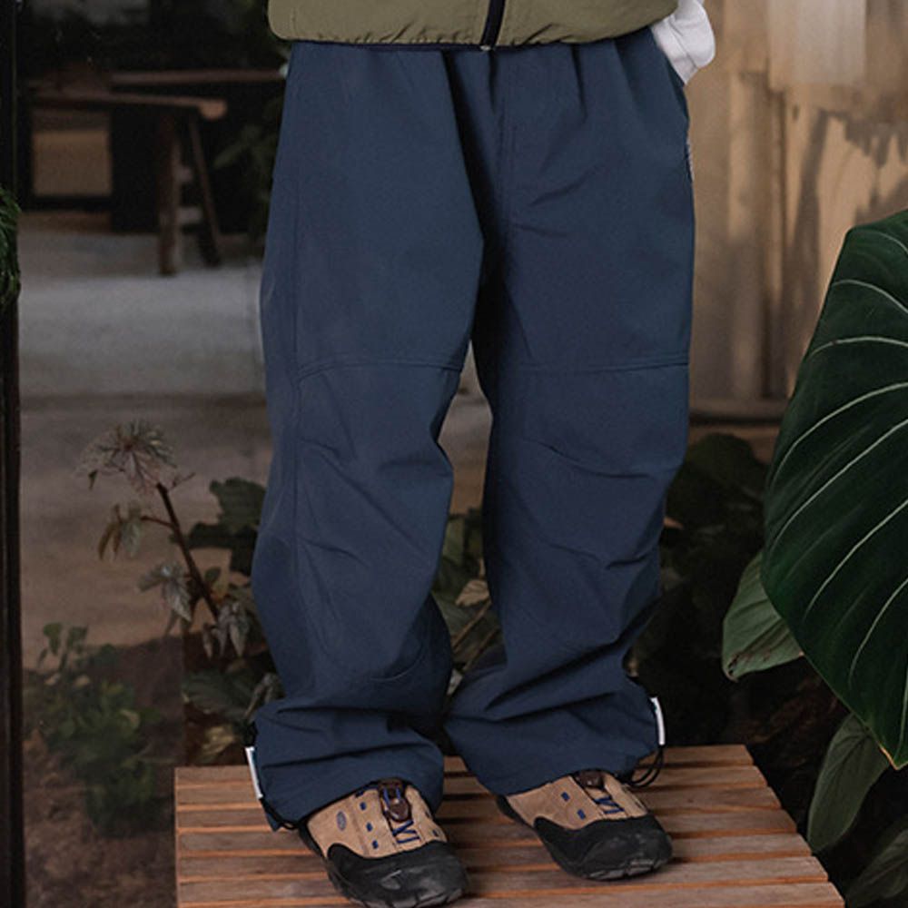 防潑水薄刷絨抽繩長褲-灰綠