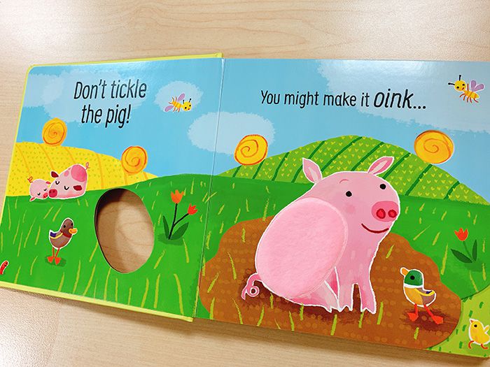 Don't Tickle the Pig 小豬搔搔癢（觸摸音效書）-硬頁