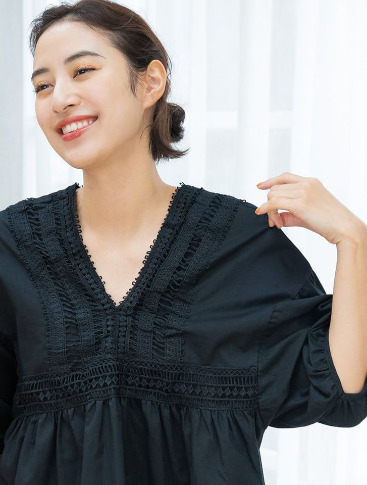 日本 fifth - V領寬鬆短版蕾絲拼接上衣-橘