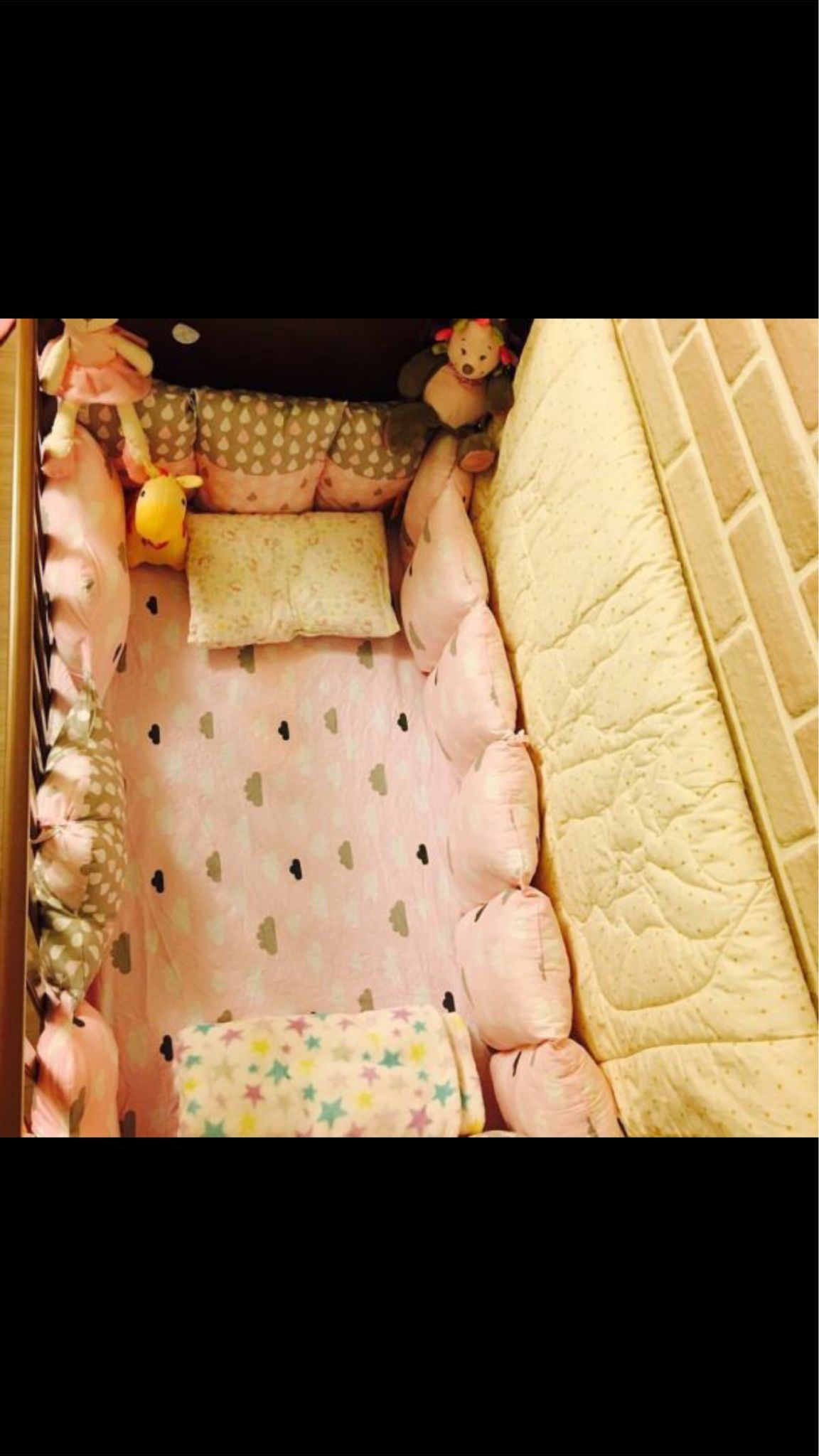 北歐ins風格嬰兒寶寶兒童床床圍子擋防撞護欄床圍  70x130  8成新（已洗淨）  原價購2100  售1200（含運）
