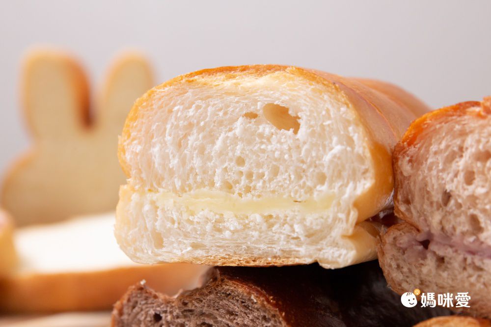 免運｜高雄排隊名店【奧瑪烘焙】日式崎風蛋糕/羅馬生乳包