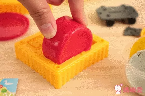 日本銀鳥 - 銀鳥無毒小麥黏土-冰淇淋4色組(附模具)