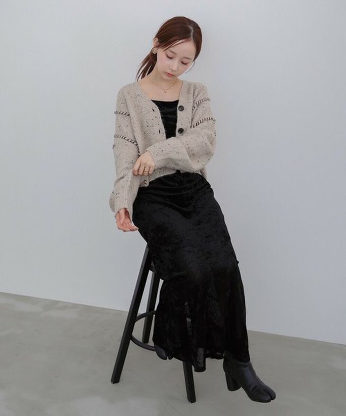 日本 Bab - 縫線感溫暖紋理短版針織外套-淺米