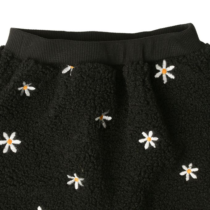 akachan honpo - 10分裙褲-刷毛 刺繡-黑色