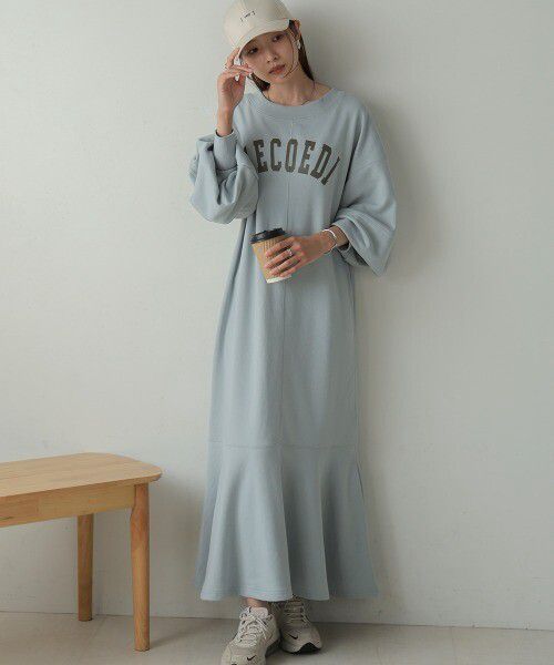 日本 Bab - 2WAY圓領印花魚尾洋裝-摩卡