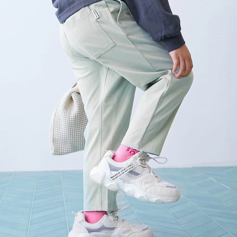 速乾抗毛球不易皺錐形長褲-淺灰杏