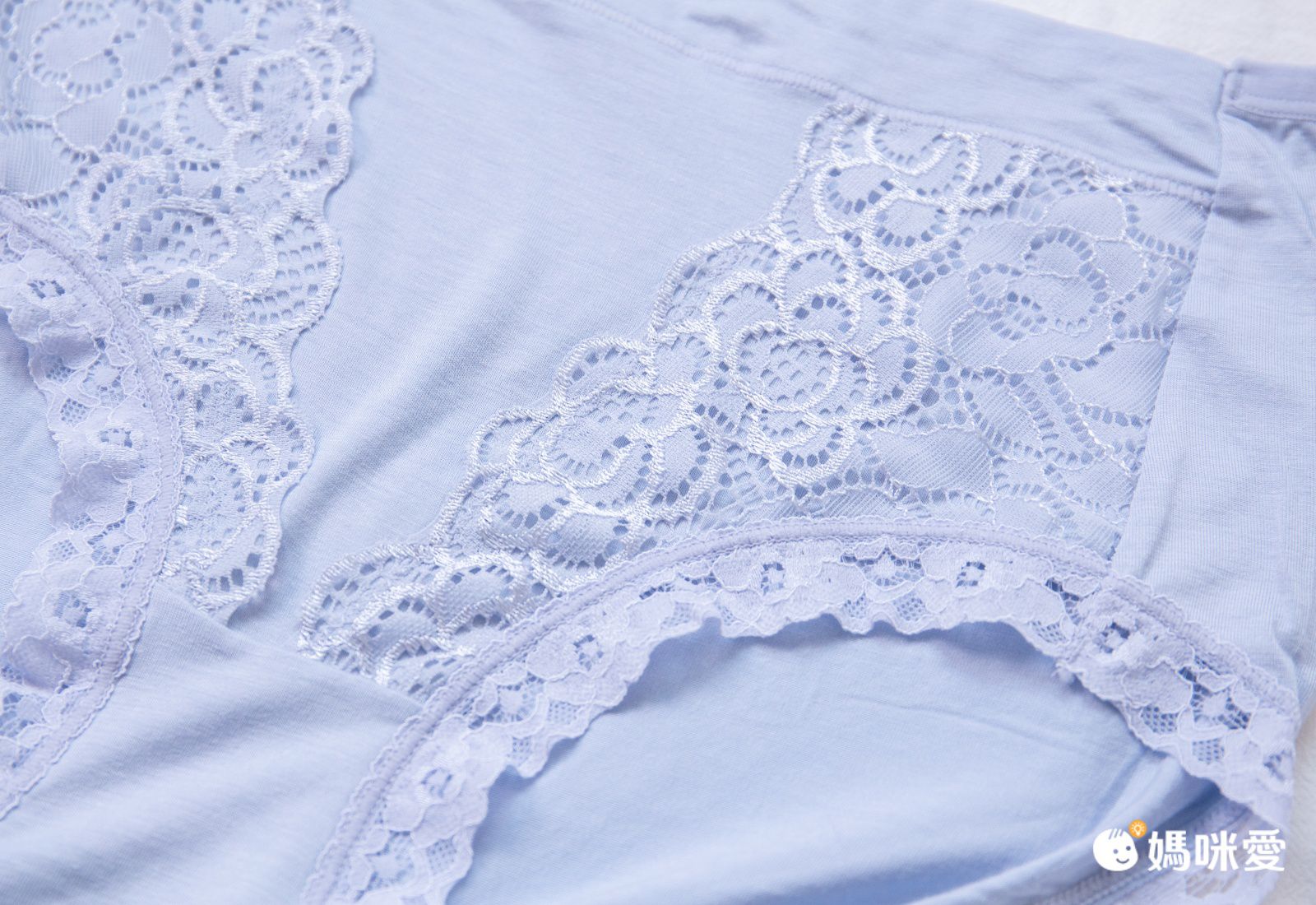 香茉 CHANMODE - 極柔軟舒適縲縈透氣內褲-極柔軟款-粉/亮粉/淺紫/豆沙/淺藍/深藍/黑-內褲x7件