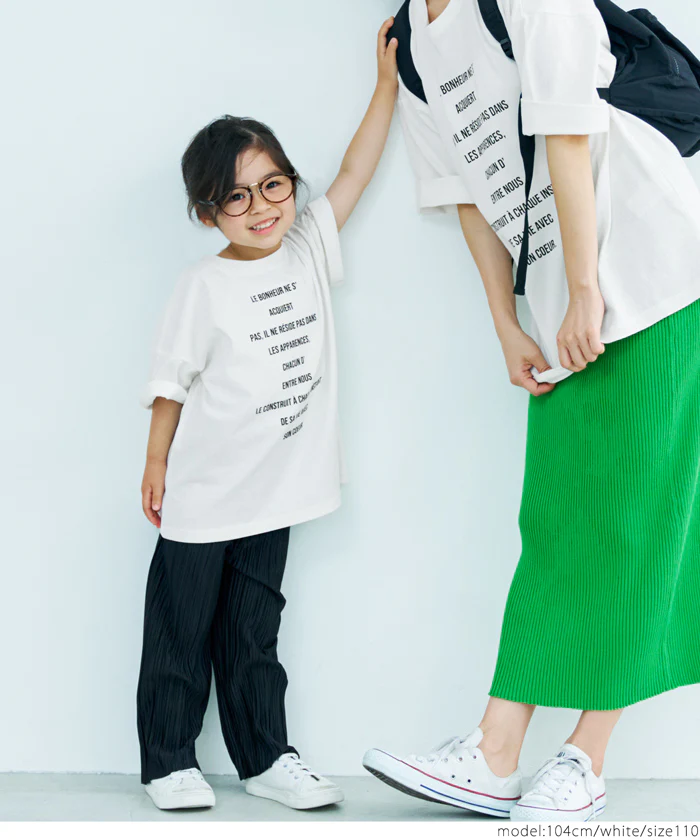 日本 COCA - 圓領純棉透氣字母短T-孩子-淺粉