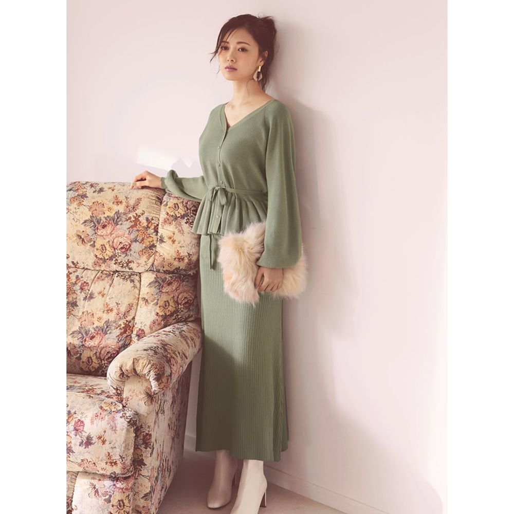 日本 GRL - 明星聯名款 優雅垂墜綁帶上衣X羅紋長裙套裝-莫蘭迪綠
