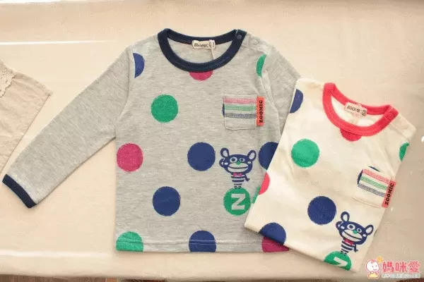 日本ZOOMIC - 音樂熊拼色長袖上衣-象牙白