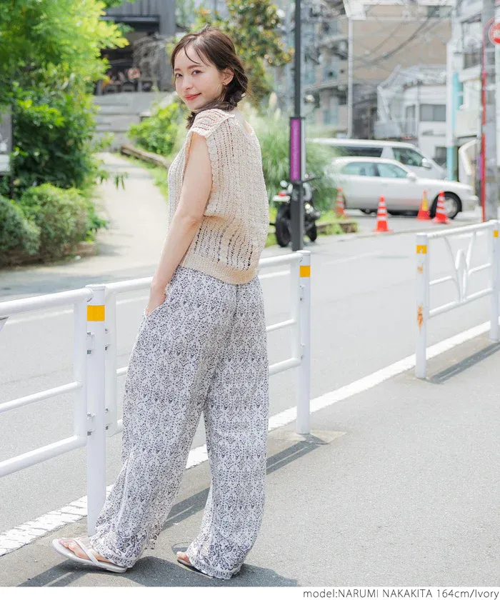 日本 COCA - 清新花朵鉤針小背心-米杏