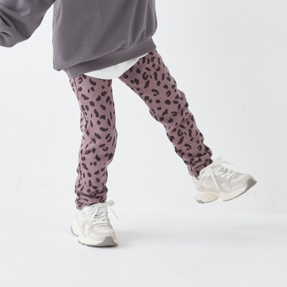 [包色推薦]毛絨內裏彈性長褲-豹紋-紫紅