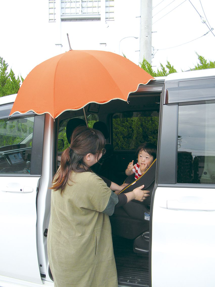 akachan honpo - 車用雨傘固定磁式吊飾-綠色