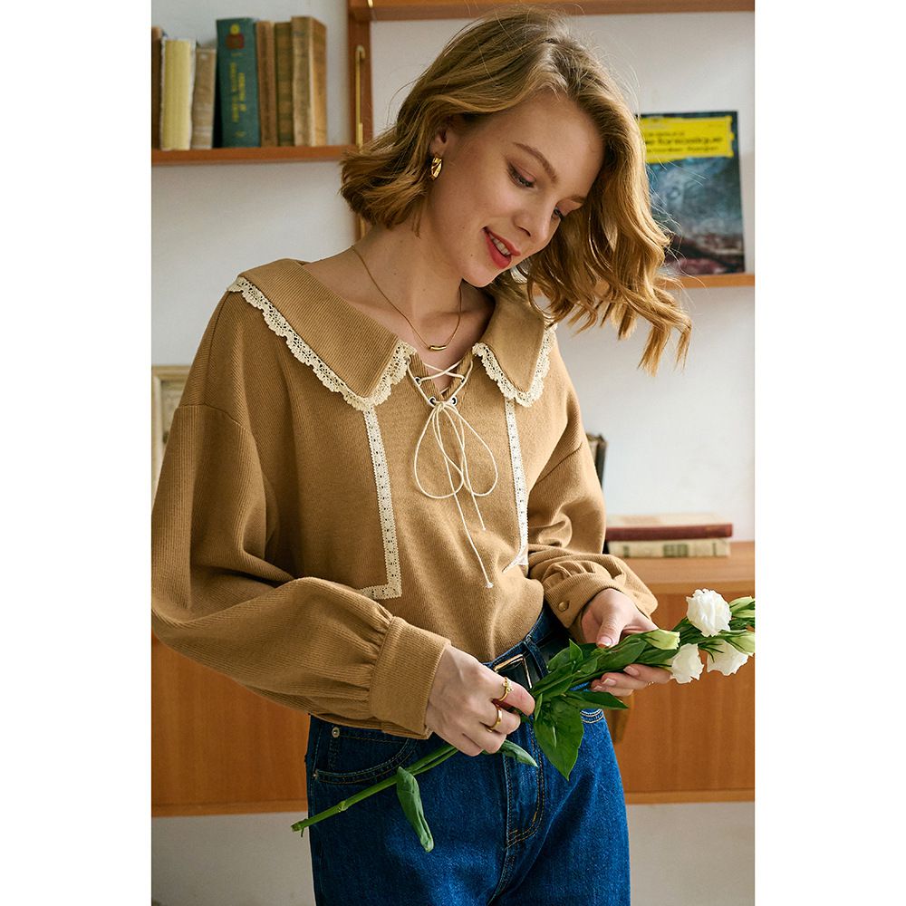 蕾絲拼接綁帶長袖上衣-卡其色