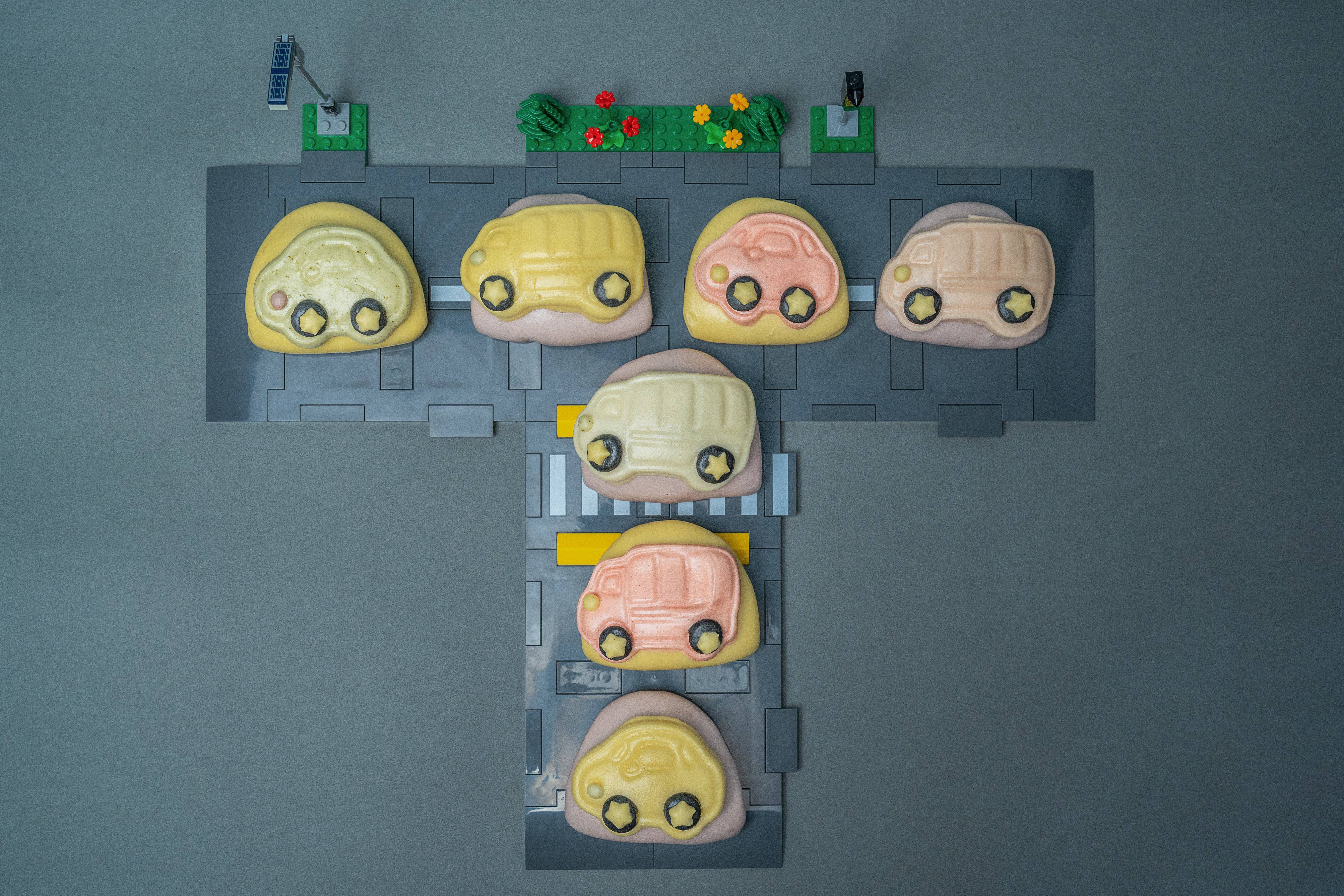 老甜媽手工饅頭 - 彩虹小車車造型刈包