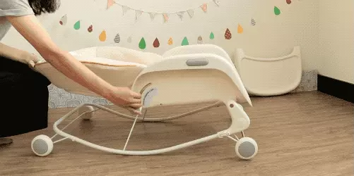 日本 Combi Prumea 安撫餐椅