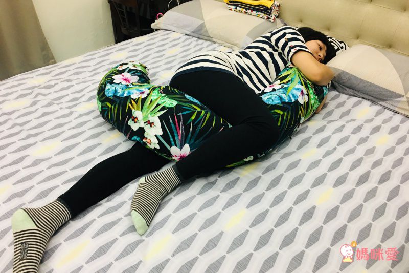 波蘭 Ceba Baby - U型多功能孕婦枕-圓鑽幾何