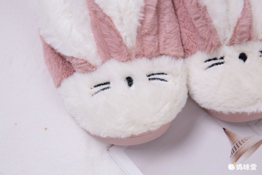 毛毛保暖室內拖鞋-大耳朵兔子-淡粉色