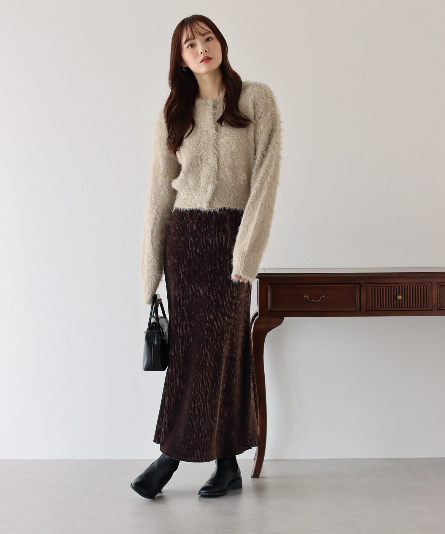 日本 BLUE EAST - 大人的優雅絲絨魚尾裙-黑