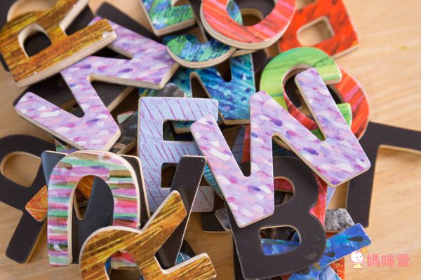 美國 mudpuppy - 木質磁鐵組-用品組-30-40片