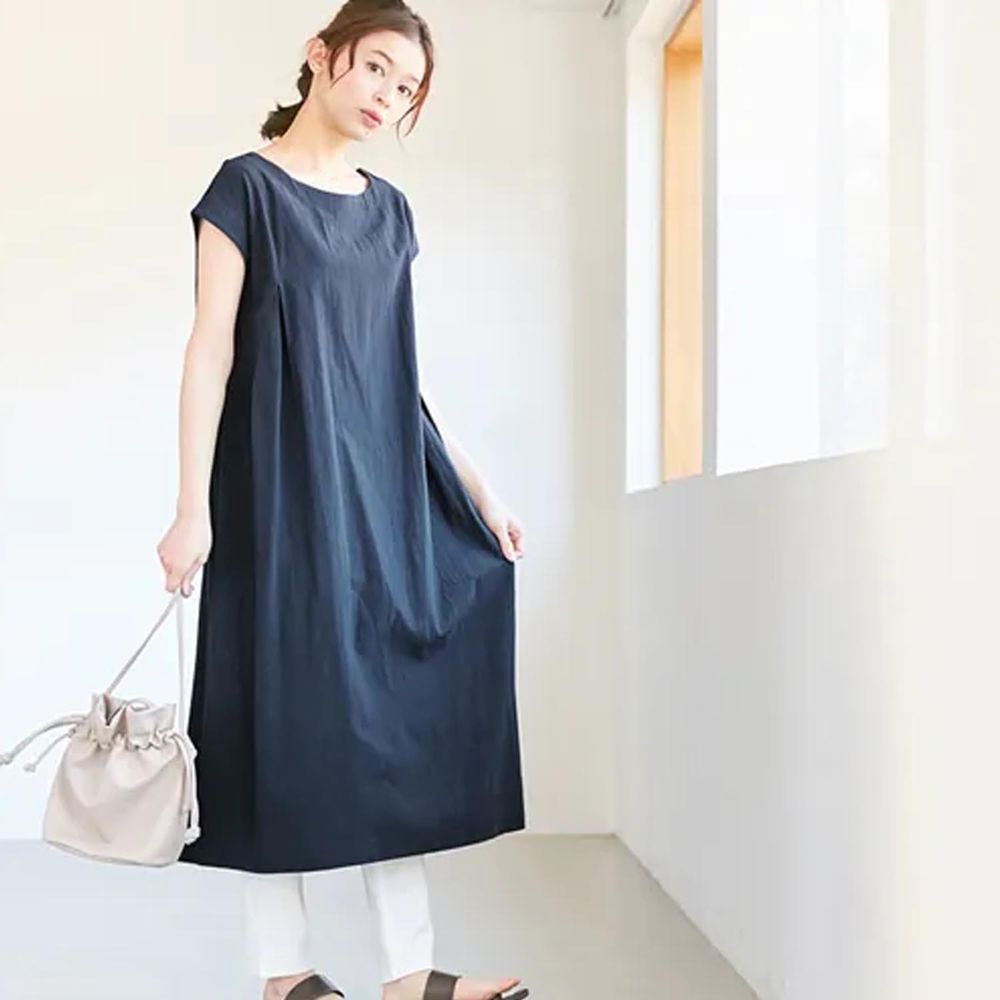 日本 BELLUNA - 純棉素面修身A字短袖洋裝-深藍