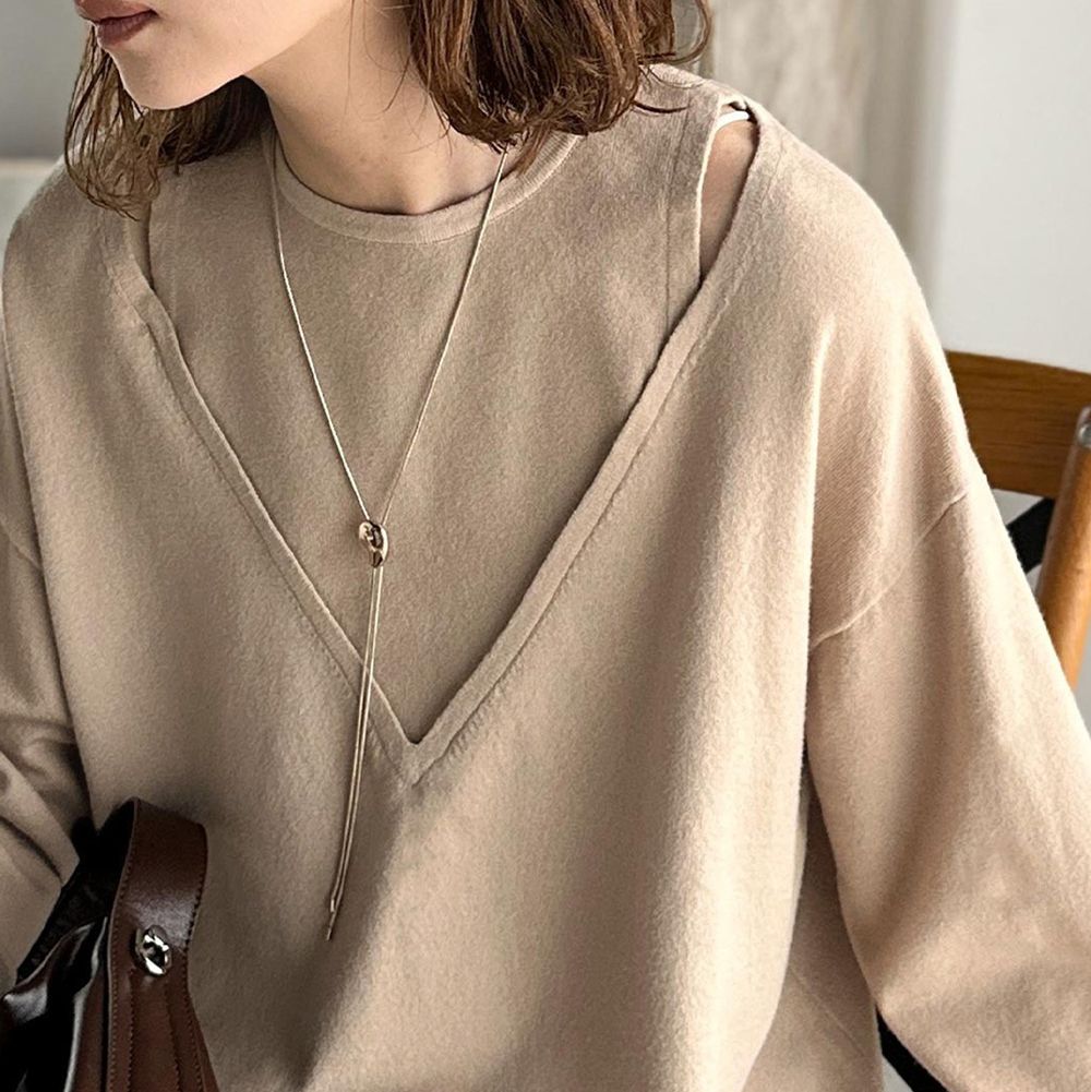 假二件疊穿時尚露肩長袖上衣-卡其