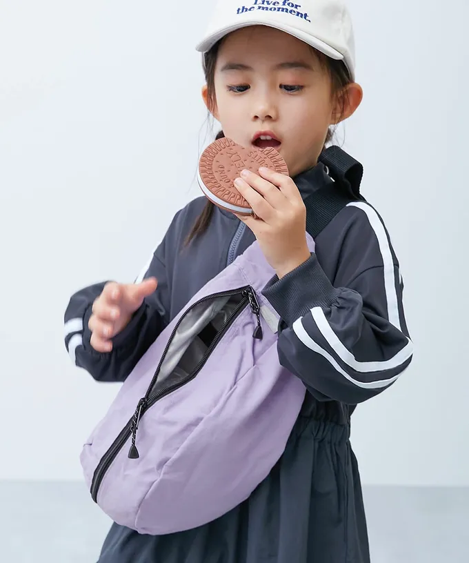 日本 devirock - 飽和色大容量側揹腰包(親子通用)-帥氣黑 (約17x43x11cm)