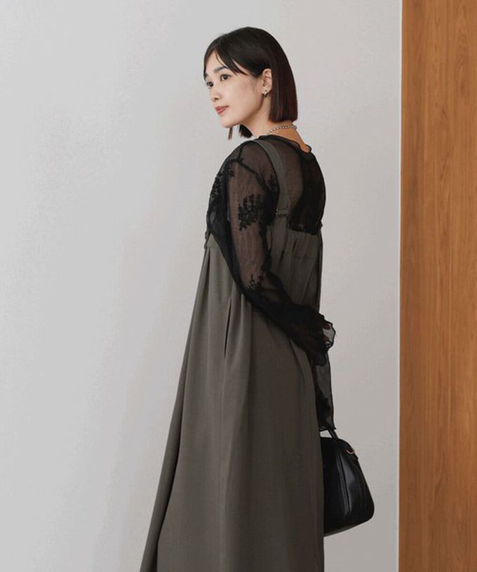 日本 Bab - 斜紋布優雅摺線工裝風吊帶裙-黑