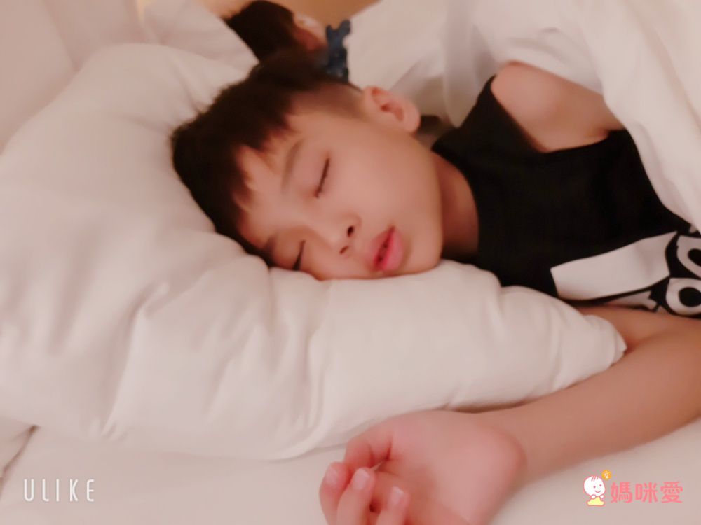 台南大員皇冠四人房2大1小$4299起 指定平日