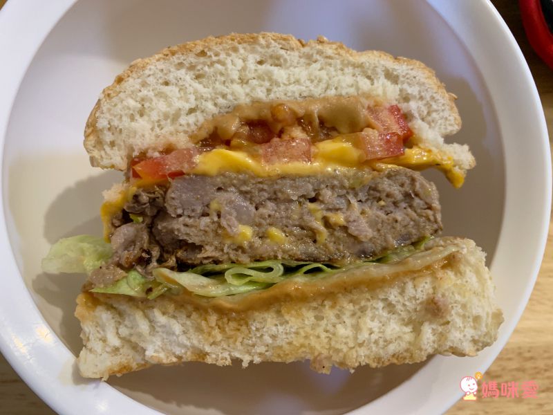 活力早餐系列【GREEN & SAFE】銀絲卷、小漢堡排、寶寶粥