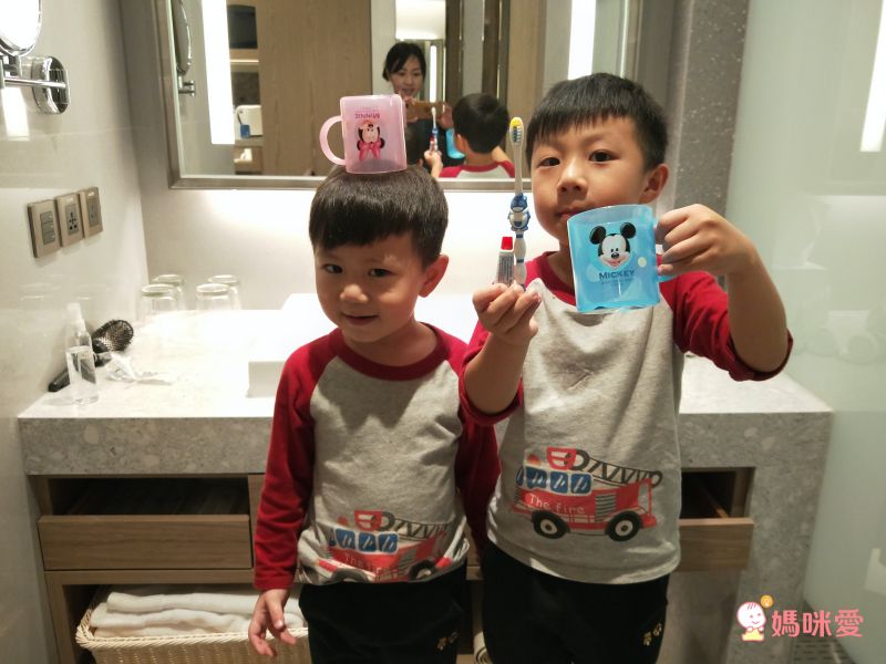 桃園名人堂花園大飯店 - 【兩大一小(6-12歲)】平日入住一泊一食豪華雙人房代訂房專案-有效期限至2024/01/31