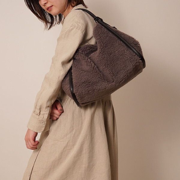 日本 COOCO - 異材質拼接毛茸茸托特包-米蘭杏 (W33*H25*D17cm)