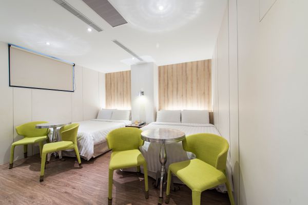 旅樂序精品旅館站前二館 ★ 緊鄰台北交通中心點