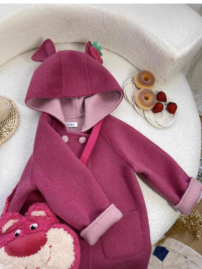 love, charlotte - 厚毛呢連帽草莓熊造型中長版外套-樹莓色